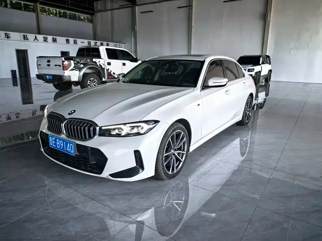 BMW 3 Series — фото 1