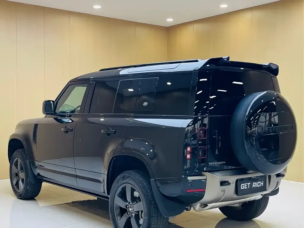 Land Rover Defender — фото 8