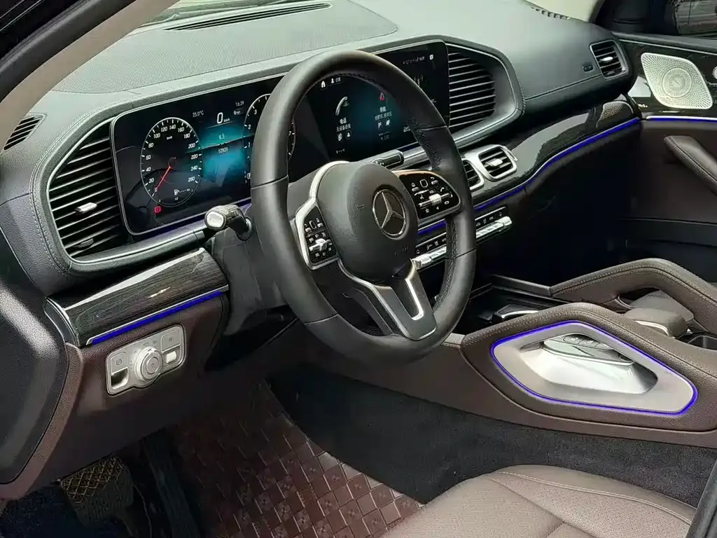 Mercedes-Benz GLE (Import) — фото 9