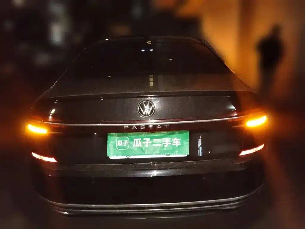 Volkswagen Passat — фото 5