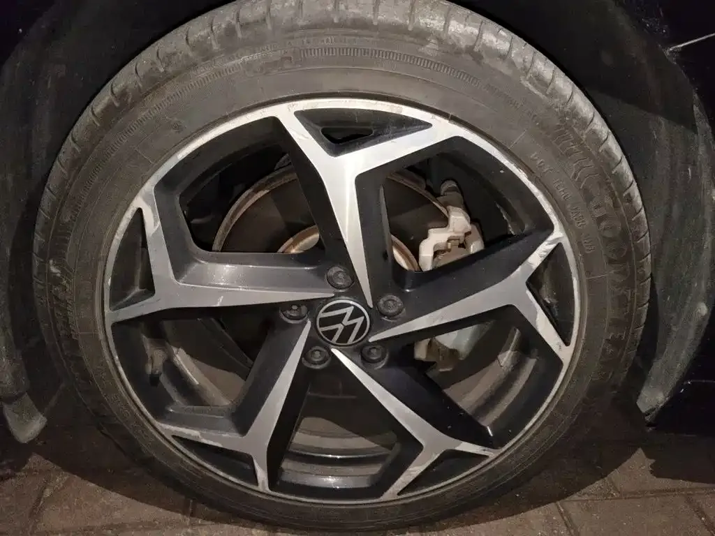 Volkswagen Passat — фото 4