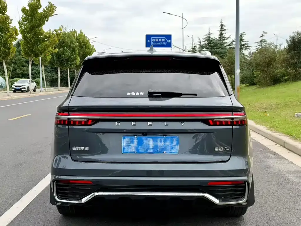 Geely Xingyue L — фото 2