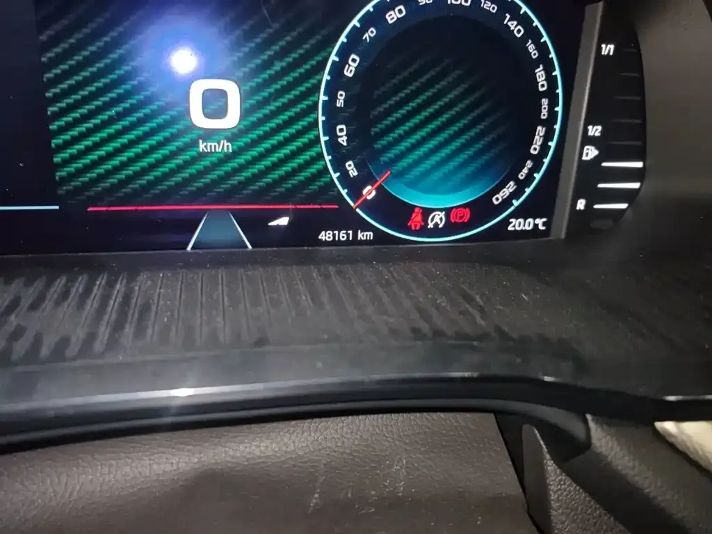 Skoda Octavia — фото 5