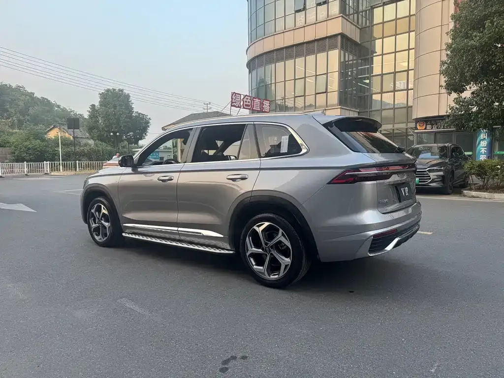 Geely Xingyue L — фото 9