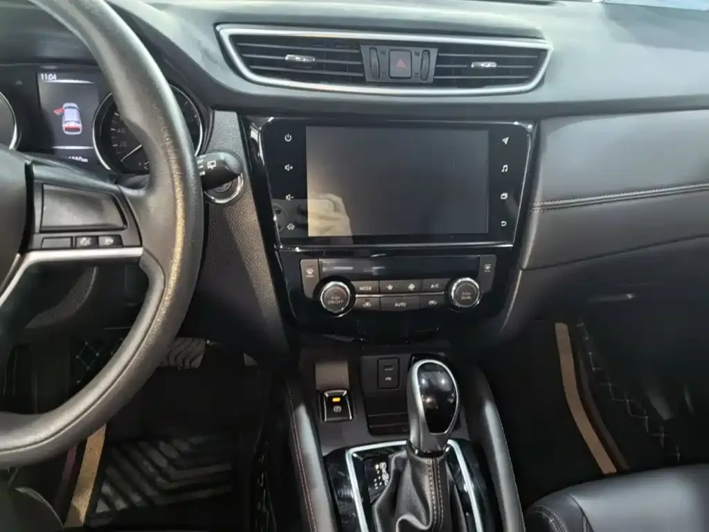 Nissan Qashqai — фото 2