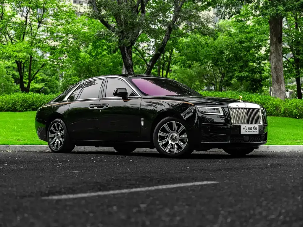 Rolls-Royce Ghost — фото 7