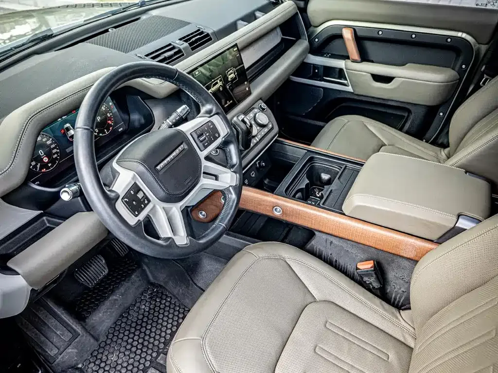 Land Rover Defender — фото 4