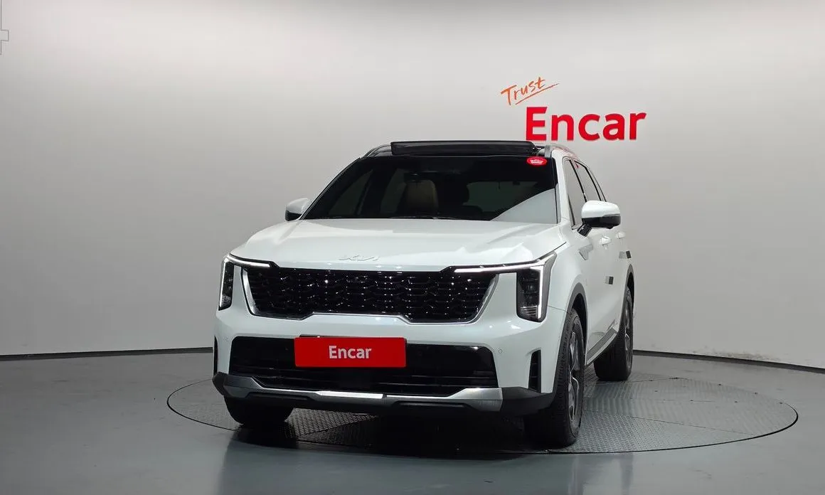 Kia Sorento — фото 8