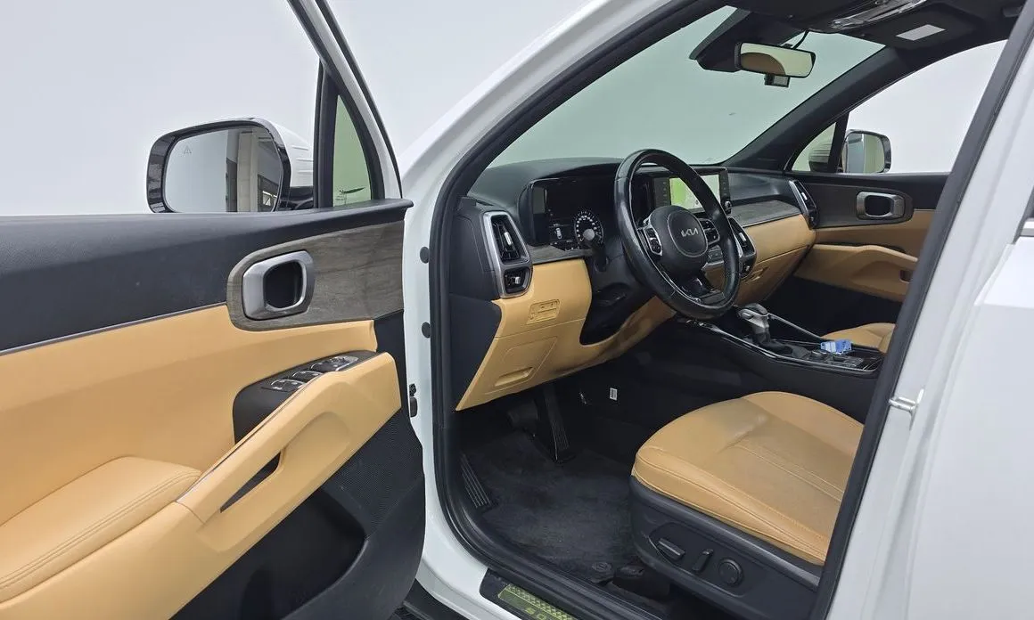 Kia Sorento — фото 7