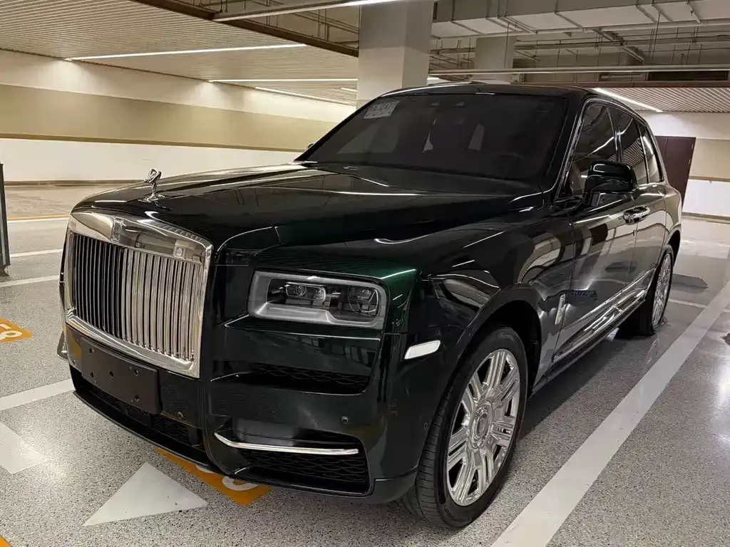 Rolls-Royce Cullinan — фото 1