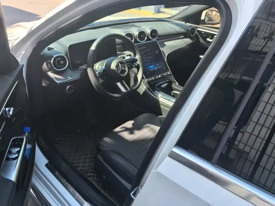 Mercedes-Benz C-Class — фото 8