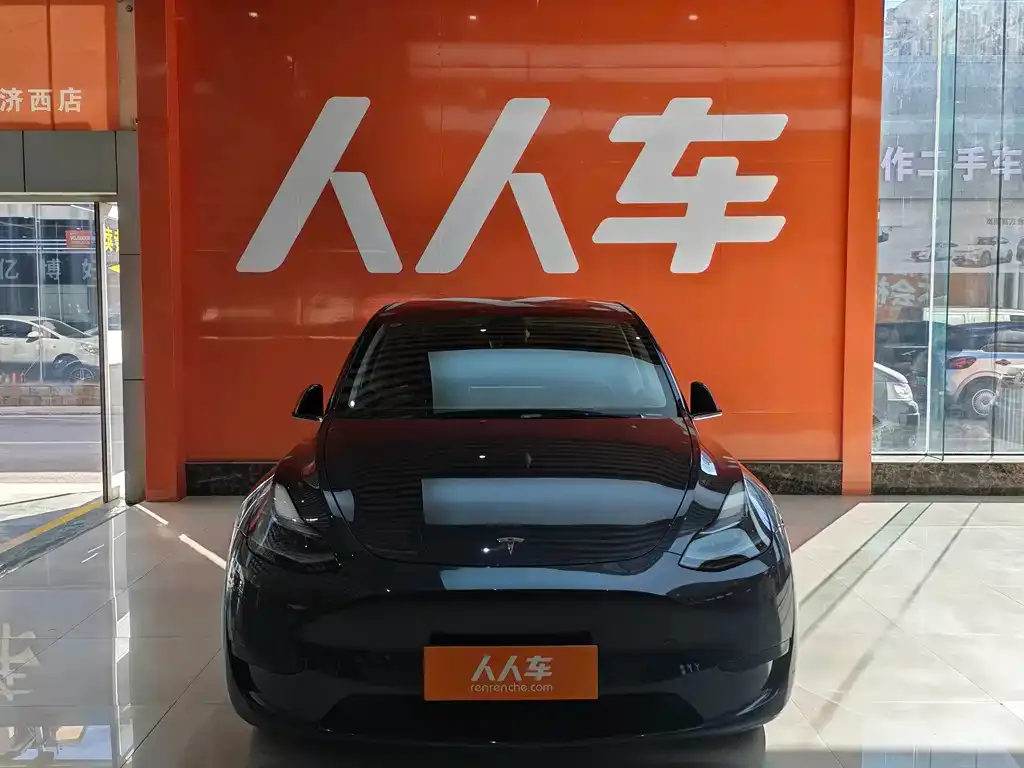 Tesla Model Y — фото 7