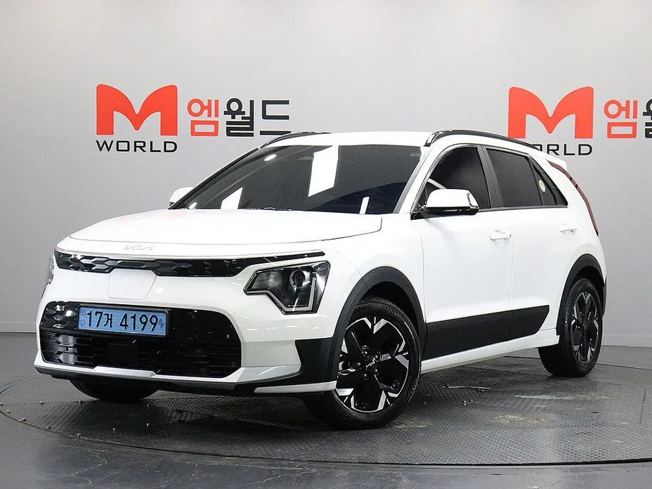 Kia Niro — фото 1