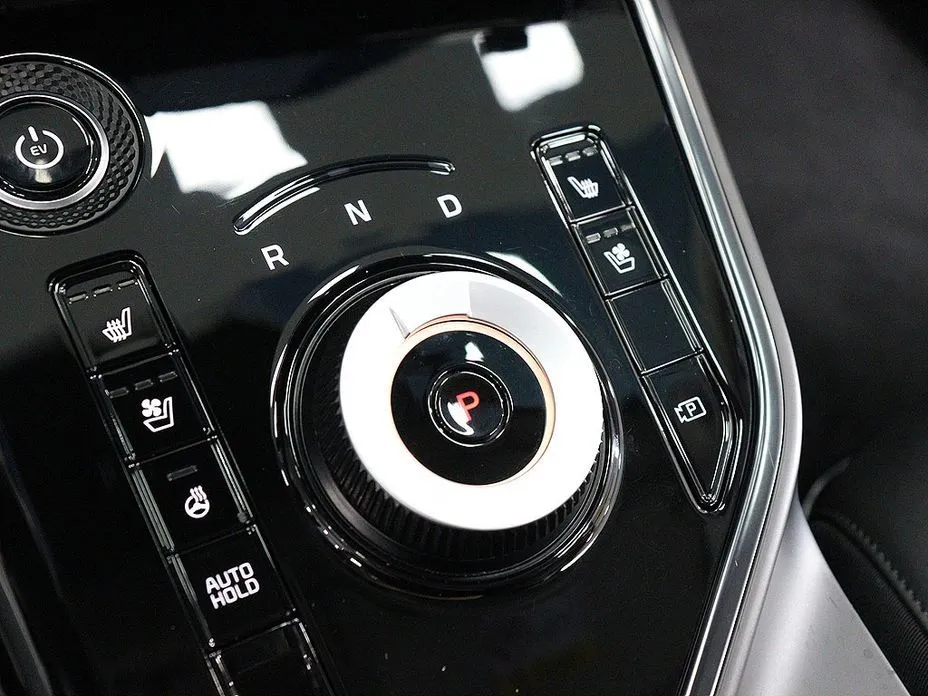 Kia Niro — фото 10