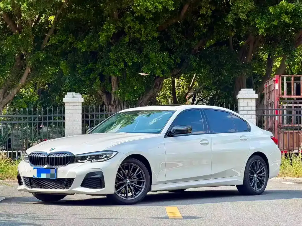 BMW 3 Series — фото 1