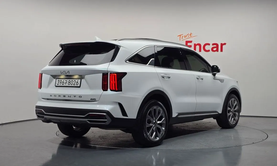 Kia Sorento — фото 9