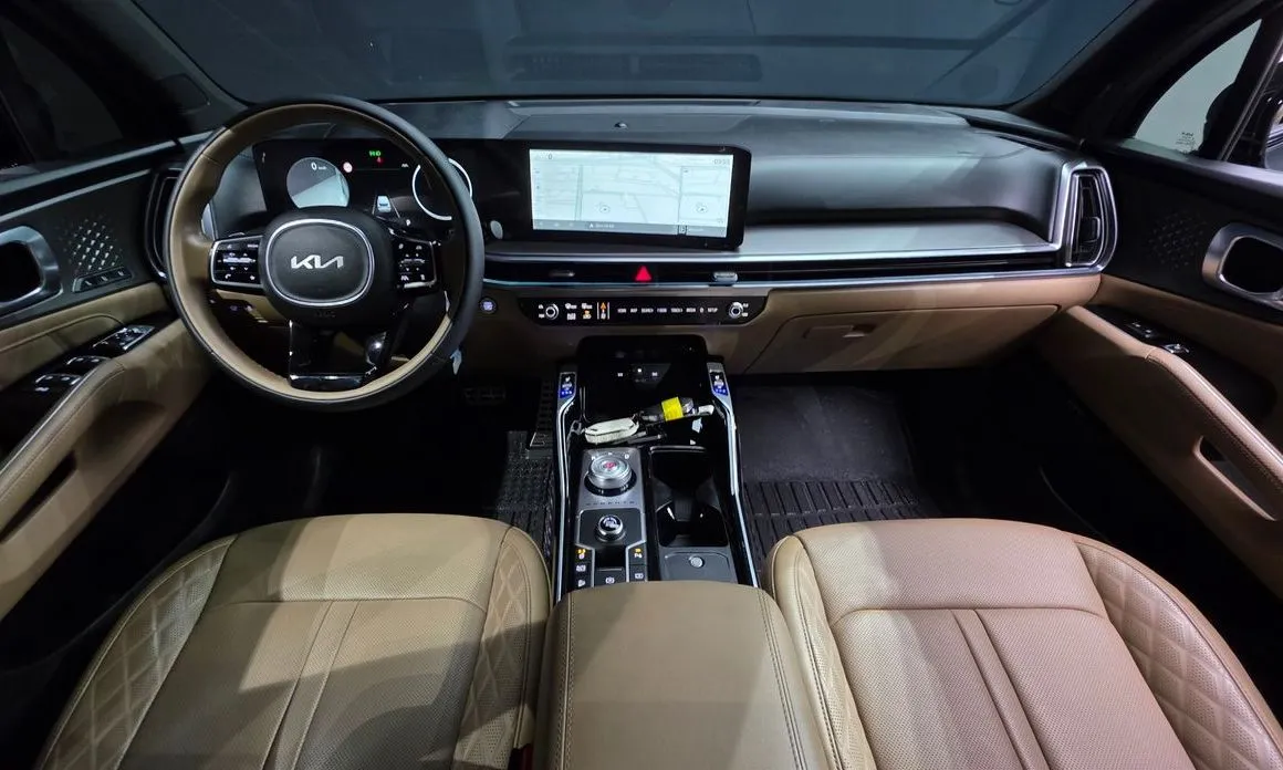 Kia Sorento — фото 10
