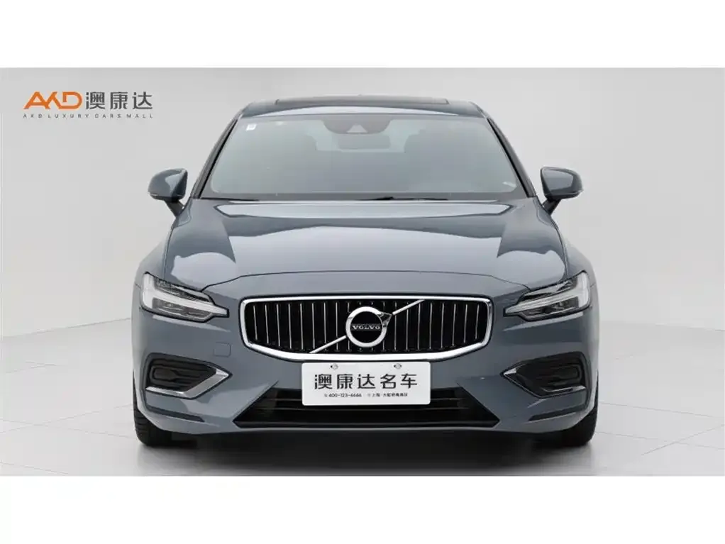 Volvo S60 — фото 2