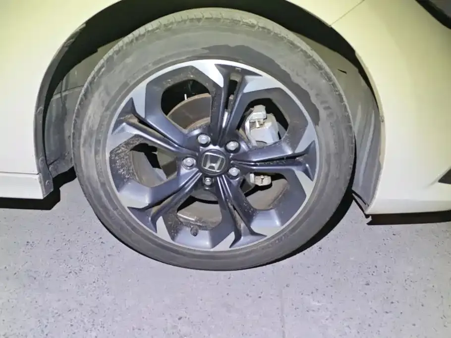 Honda Civic — фото 8