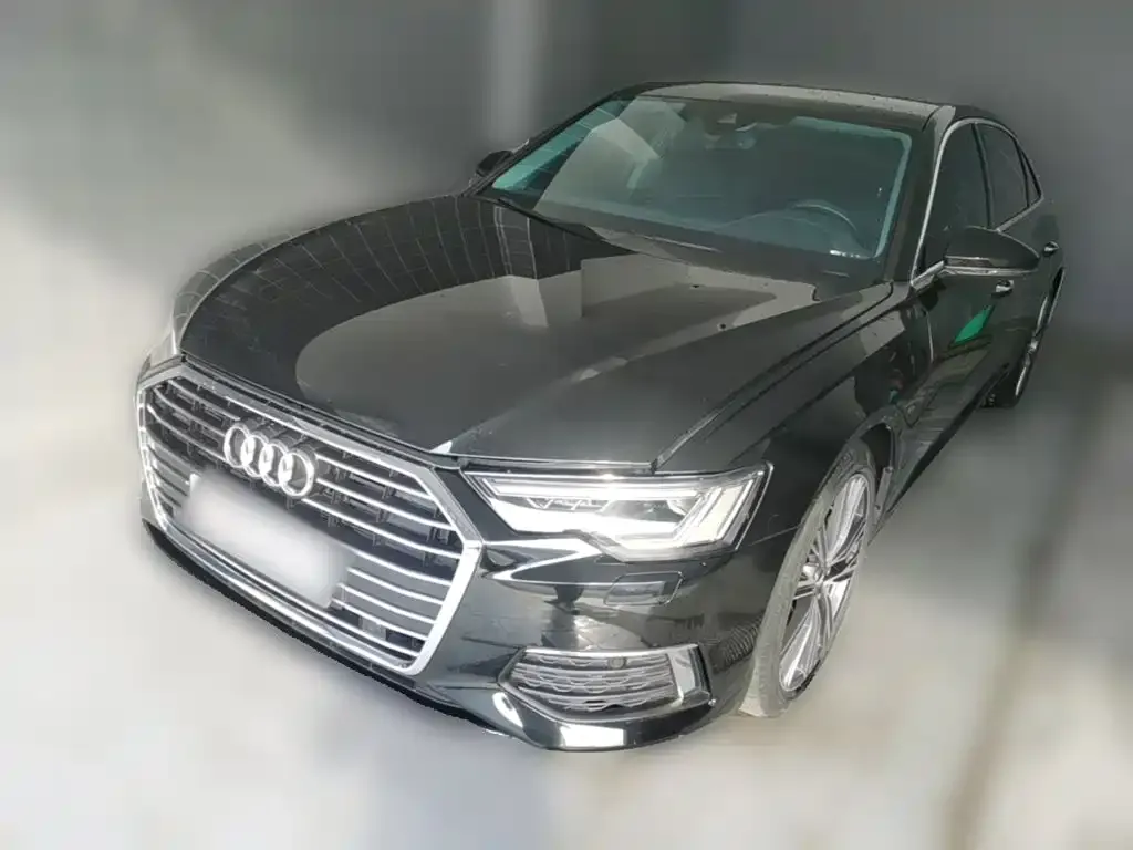 Audi A6L — фото 1