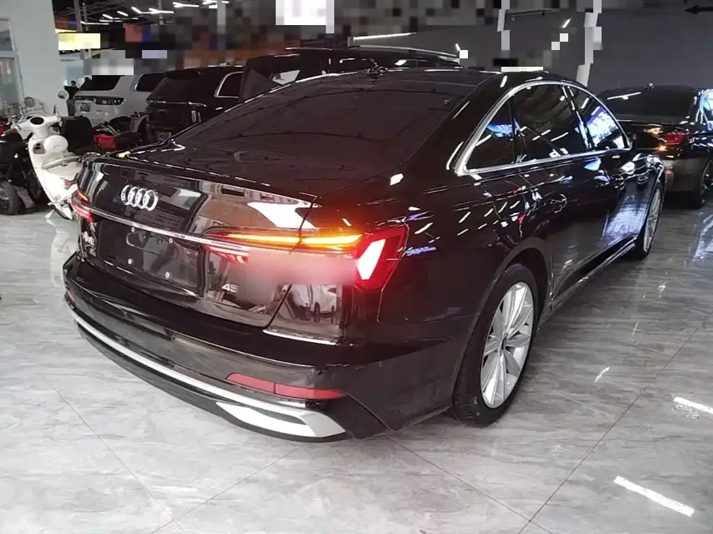Audi A6L — фото 4