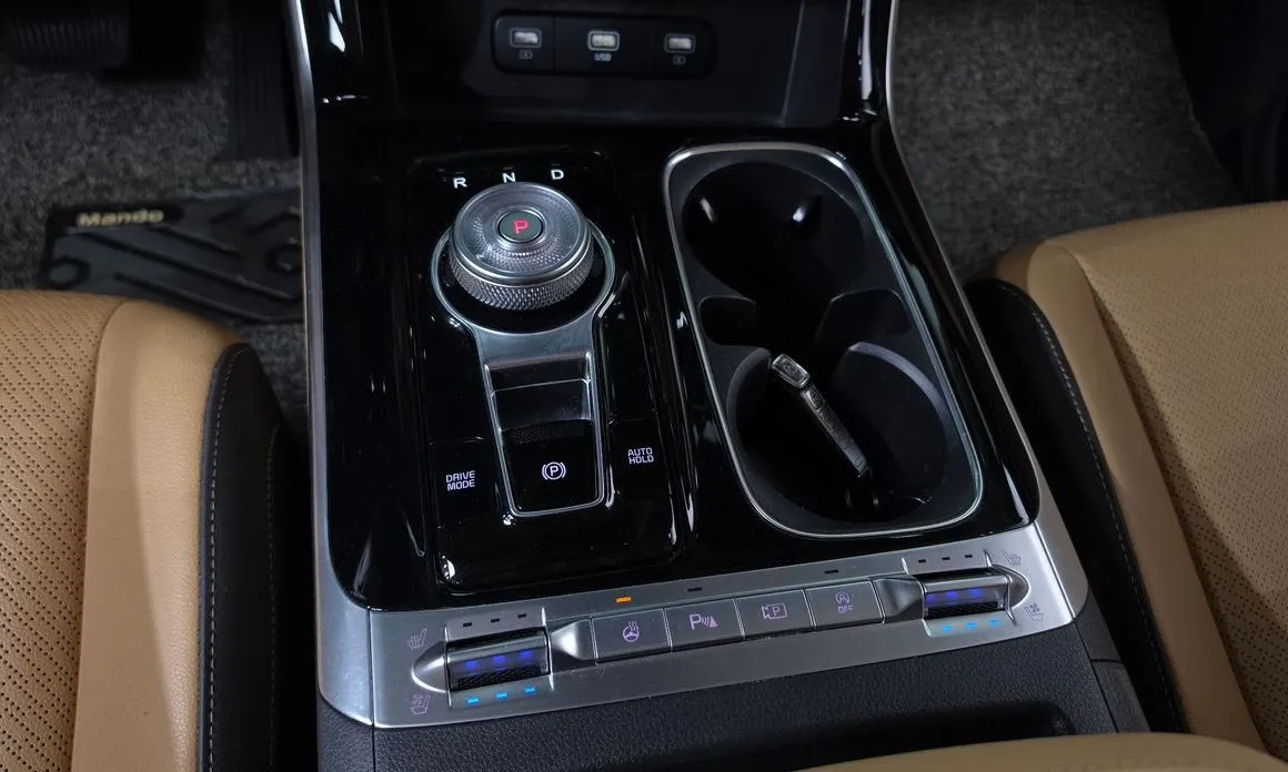 Kia Carnival — фото 8