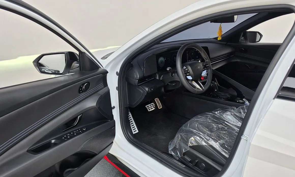 Hyundai AVANTE — фото 6