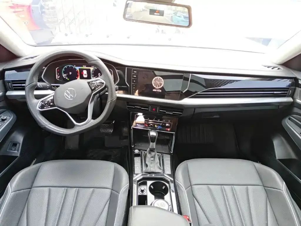 Volkswagen Passat — фото 2