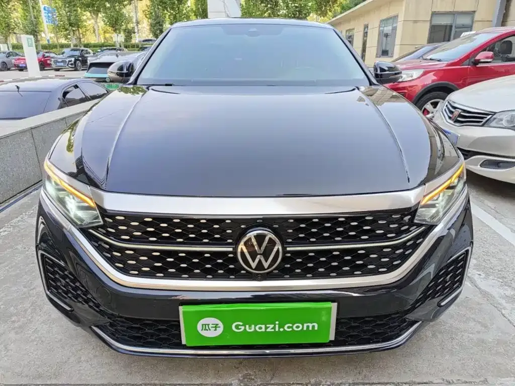 Volkswagen Passat — фото 4