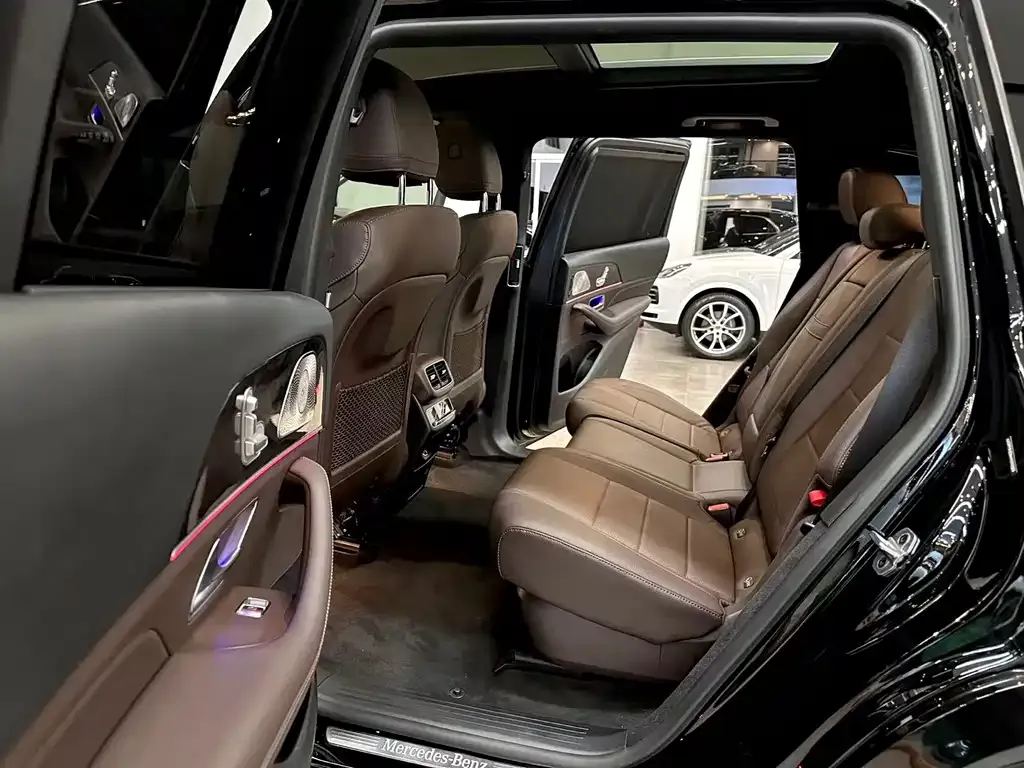 Mercedes-Benz GLS — фото 2