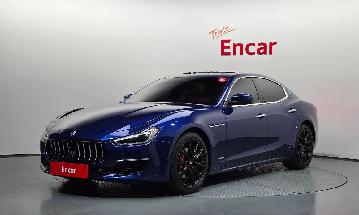 Maserati Ghibli — фото 1