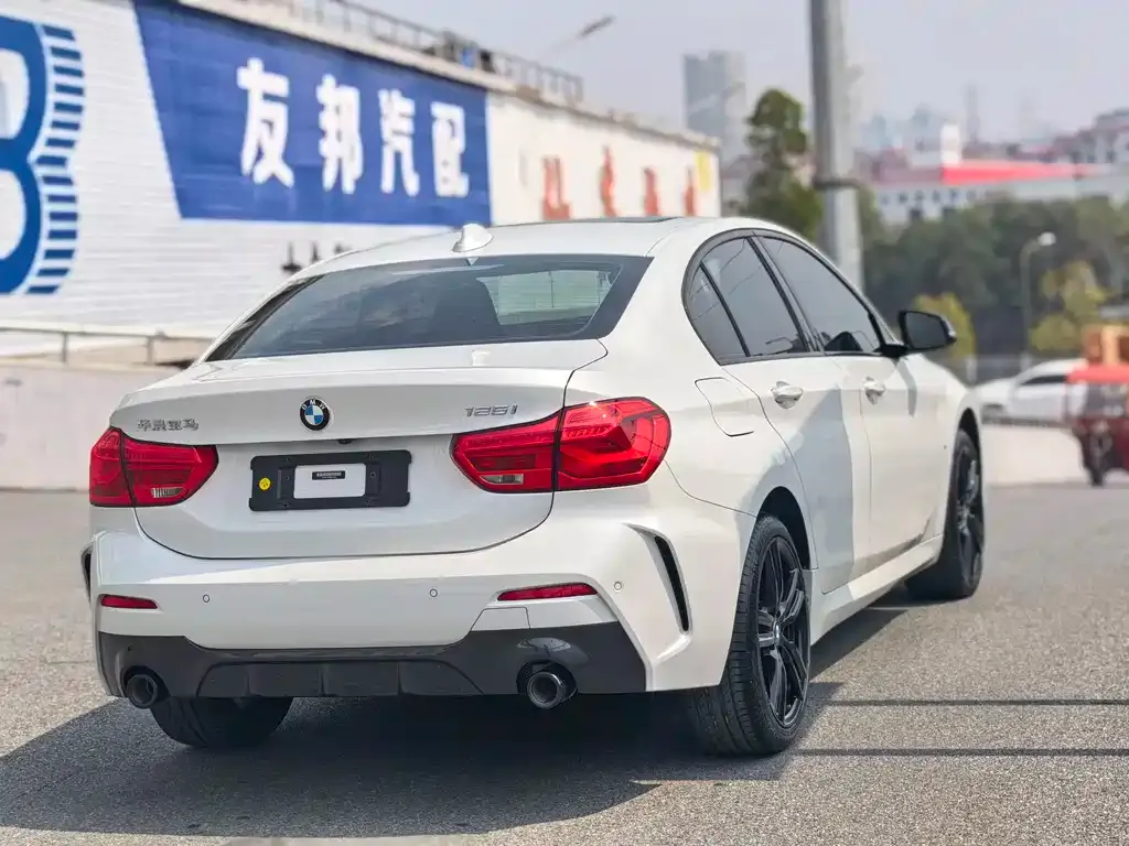 BMW 1 Series — фото 10