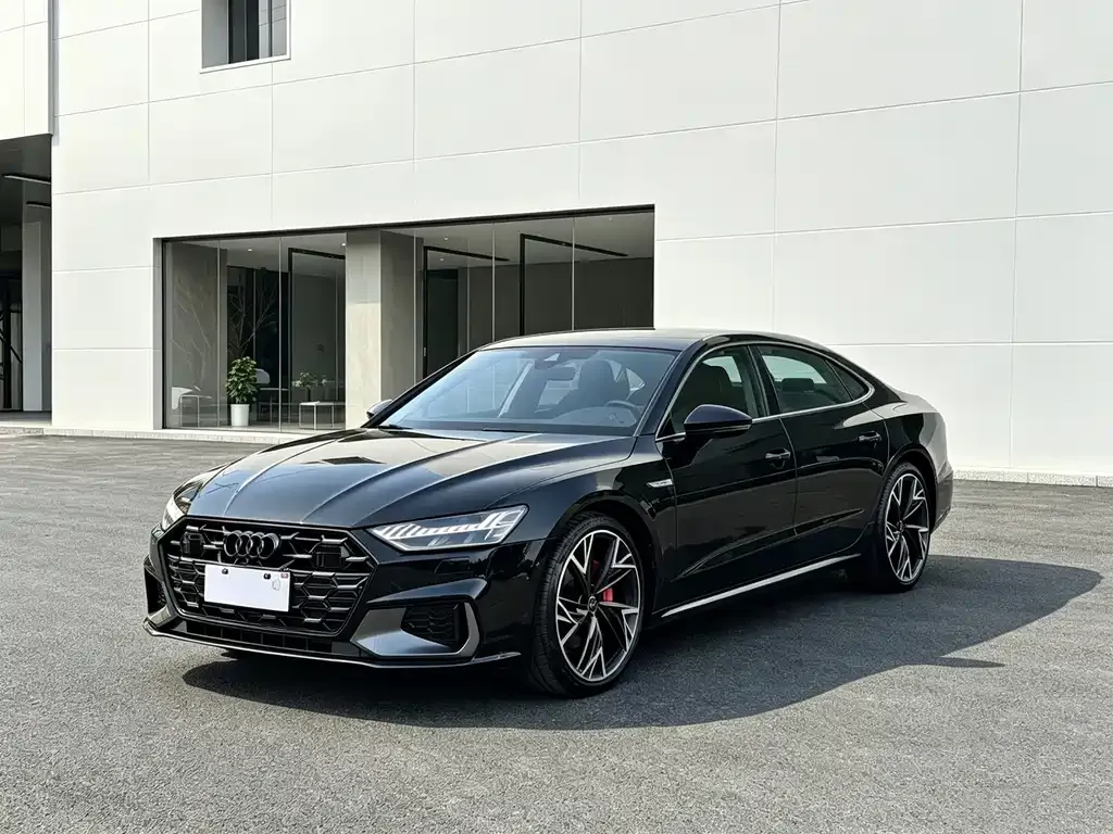 Audi A7L — фото 10
