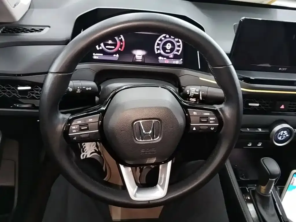 Honda Accord — фото 2