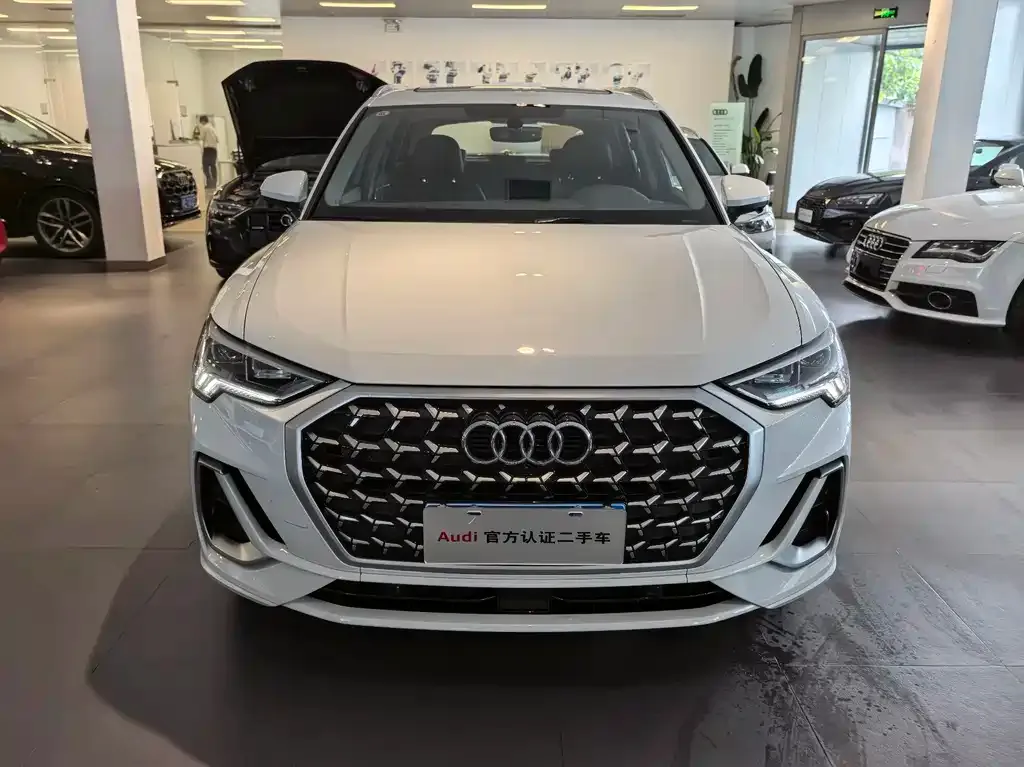 Audi Q3 — фото 2