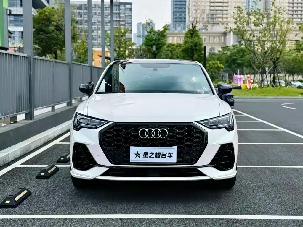 Audi Q3 Sportback — фото 4