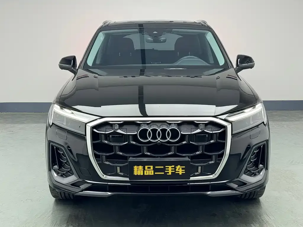 Audi Q7 — фото 5