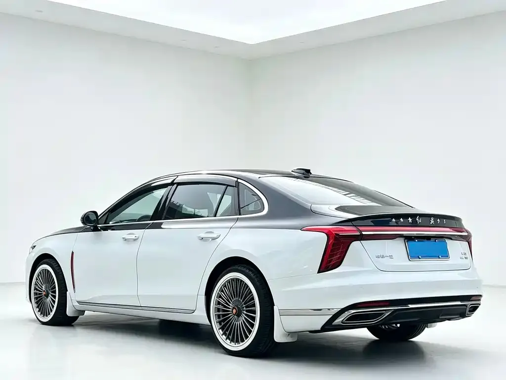Hongqi H5 — фото 3