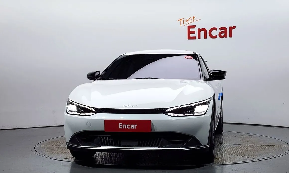 Kia EV6 — фото 2