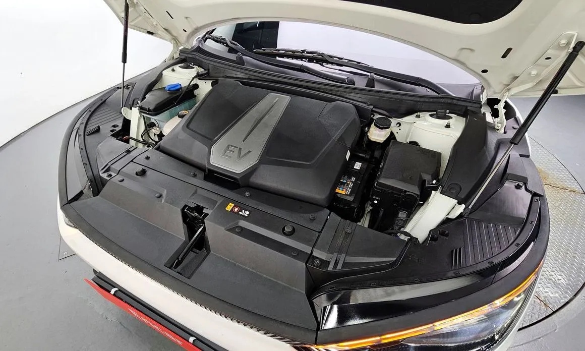 Kia EV6 — фото 6