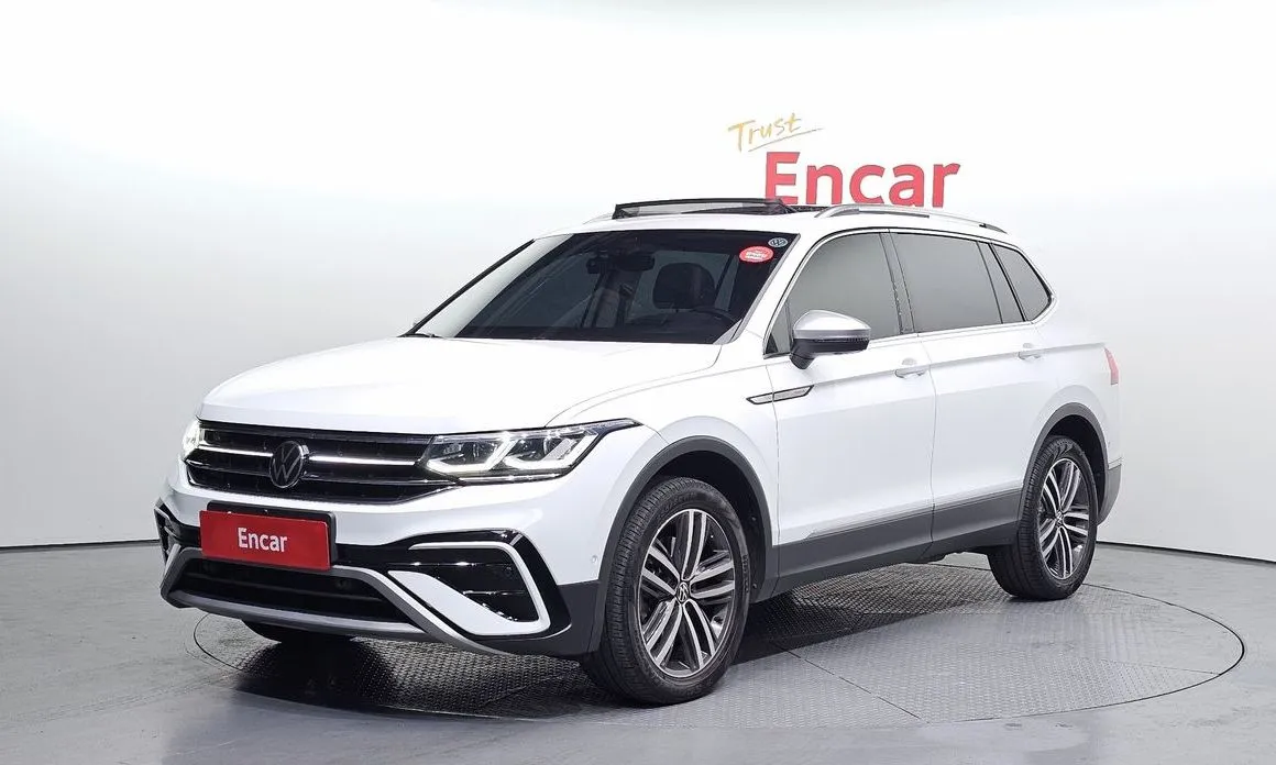 Volkswagen Tiguan — фото 1