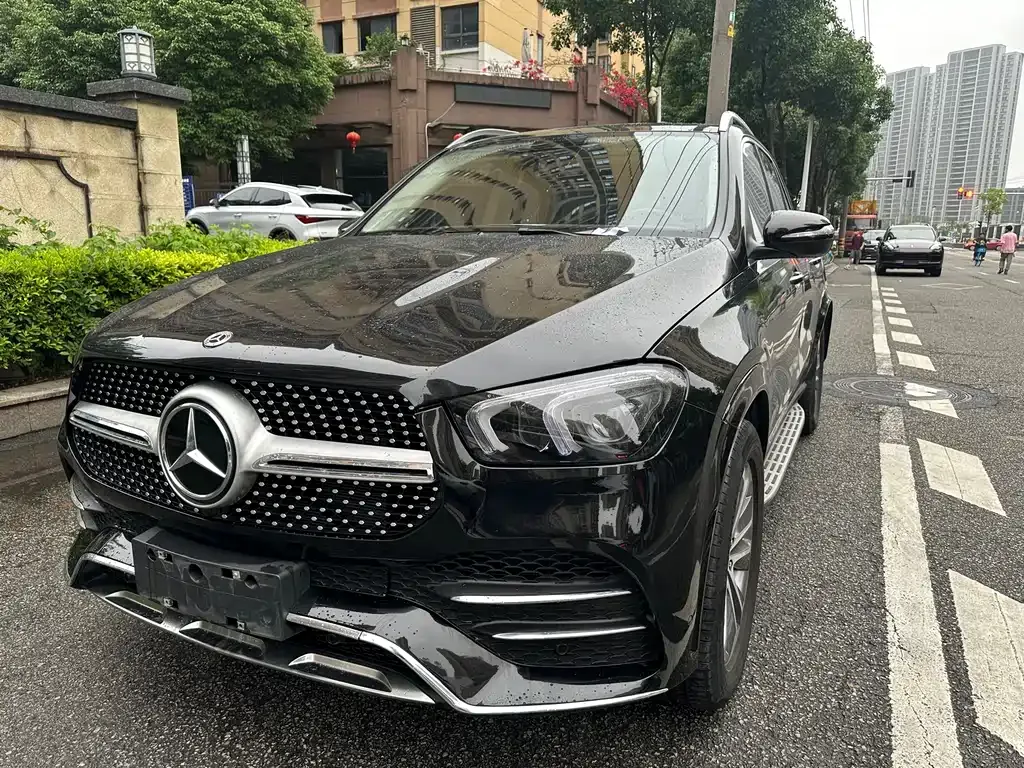 Mercedes-Benz GLE (Import) — фото 1