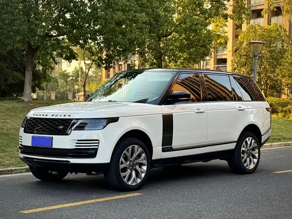 Land Rover Range Rover — фото 1