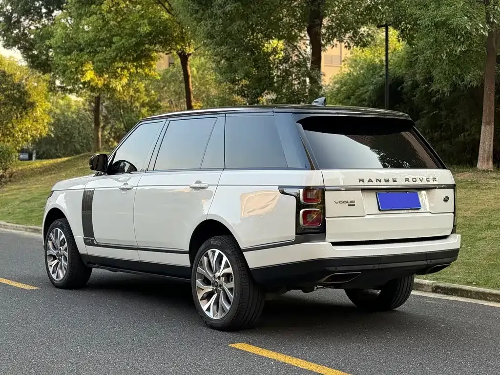 Land Rover Range Rover — фото 10