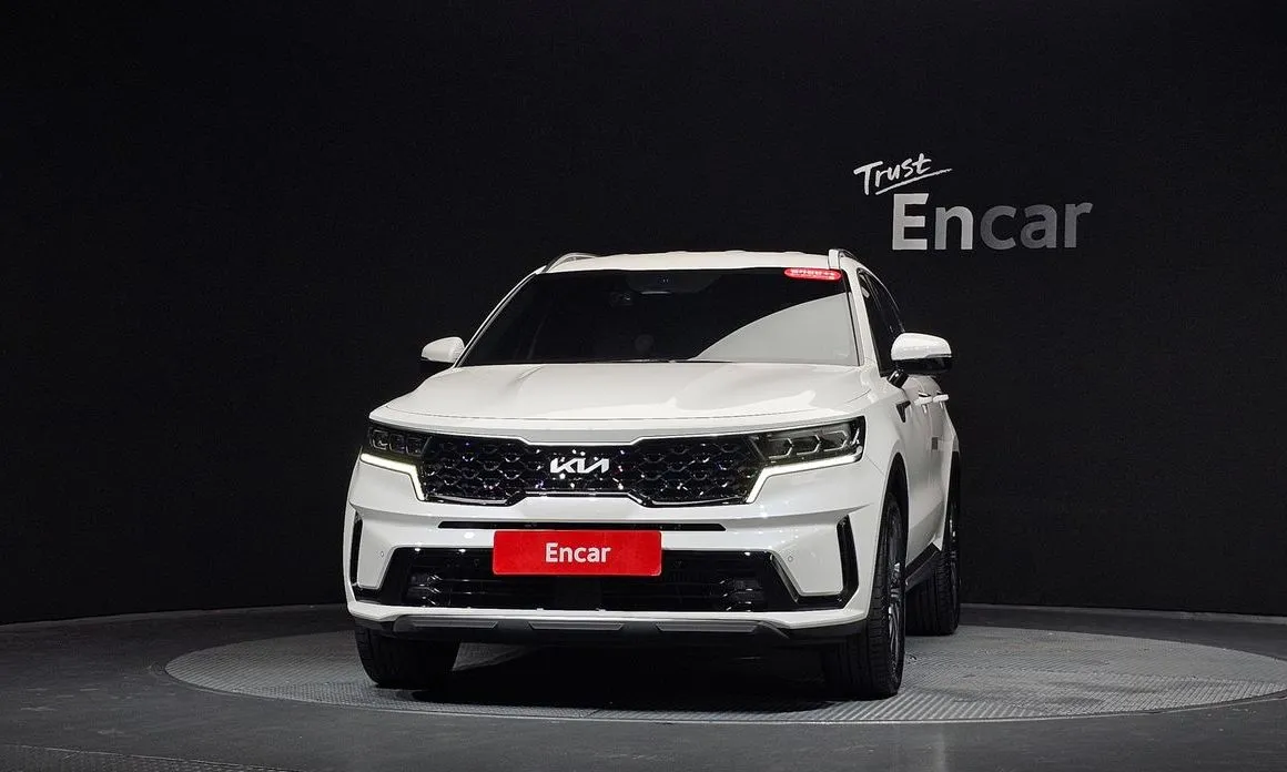 Kia Sorento — фото 7