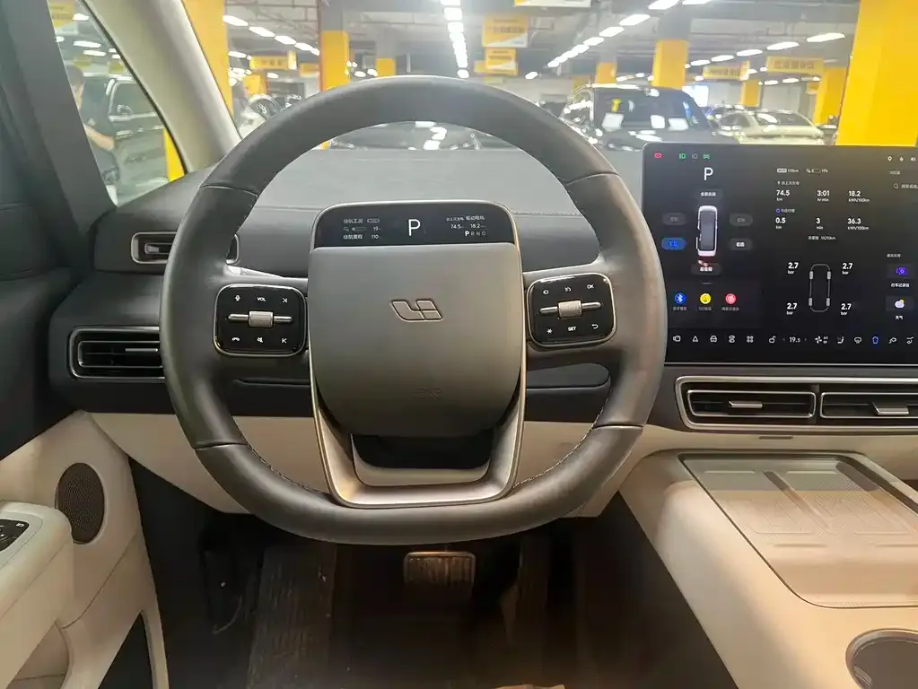 Li Auto MEGA — фото 6