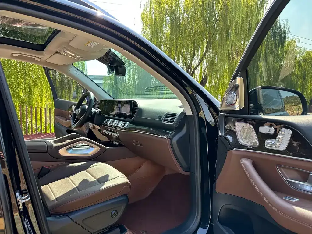 Mercedes-Benz GLE (Import) — фото 10