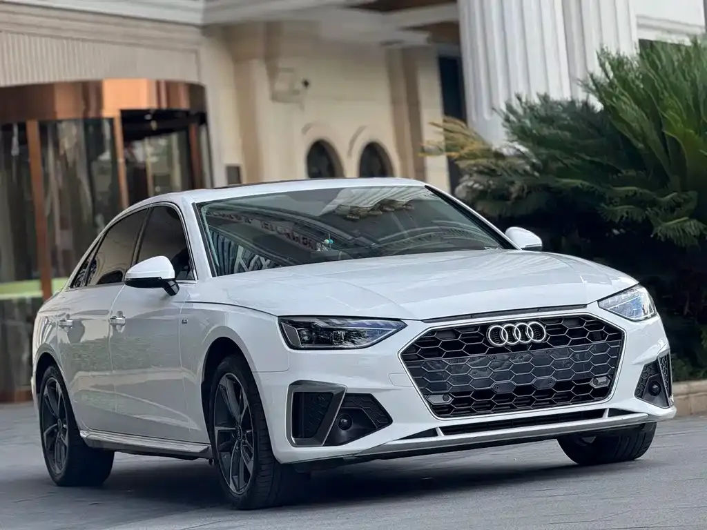 Audi A4L — фото 5