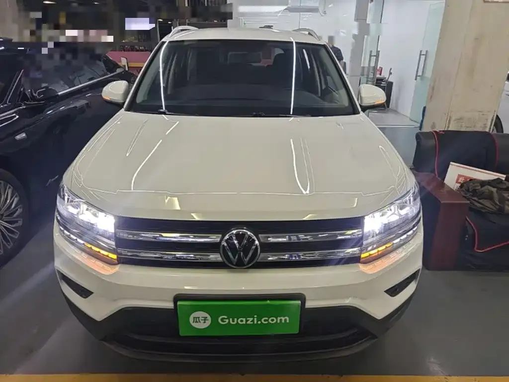 Volkswagen Tharu — фото 8