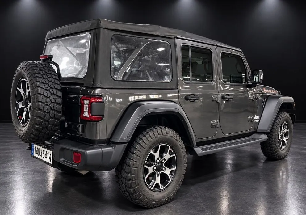 Jeep Wrangler — фото 6